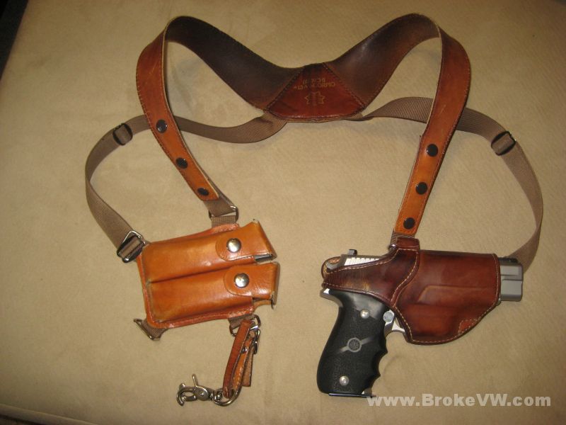 bianchi scorpion shoulder holster